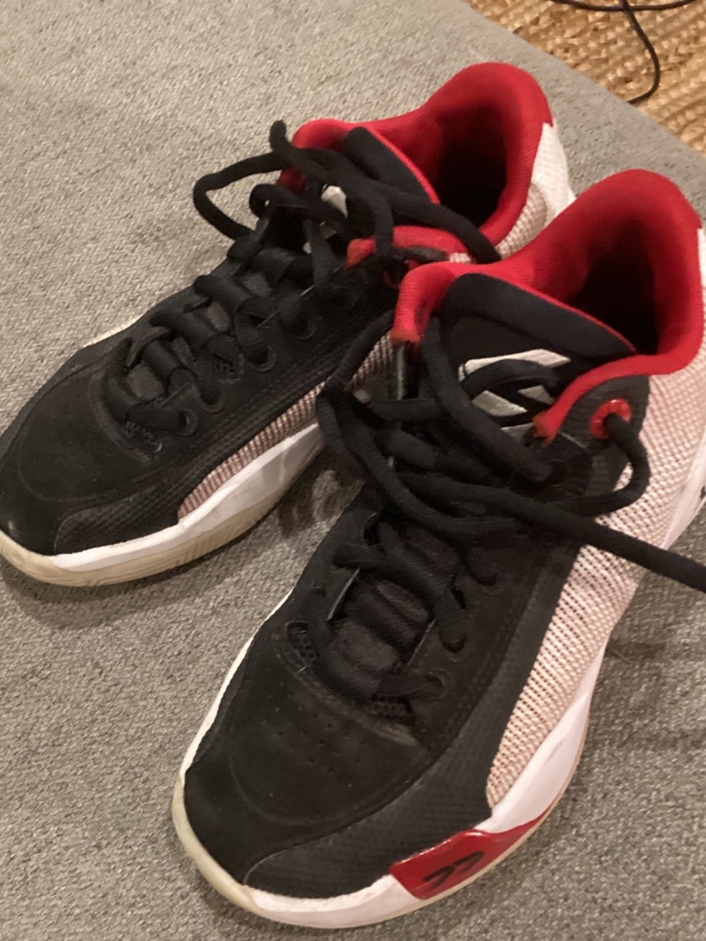 Boys Basketball shoes Size 3.5